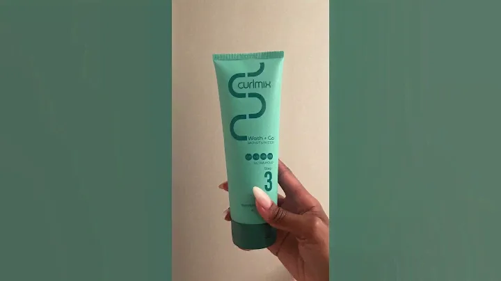 Moisturized curls, all day, every day! 🌿✨