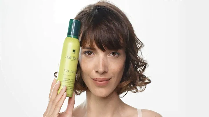 How to apply the VOLUMEA Mousse for fine hair