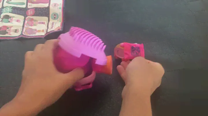 Pop Pop Hair Surprise