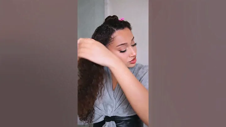 My Curly Hair Routine! *defined curls + no frizz*